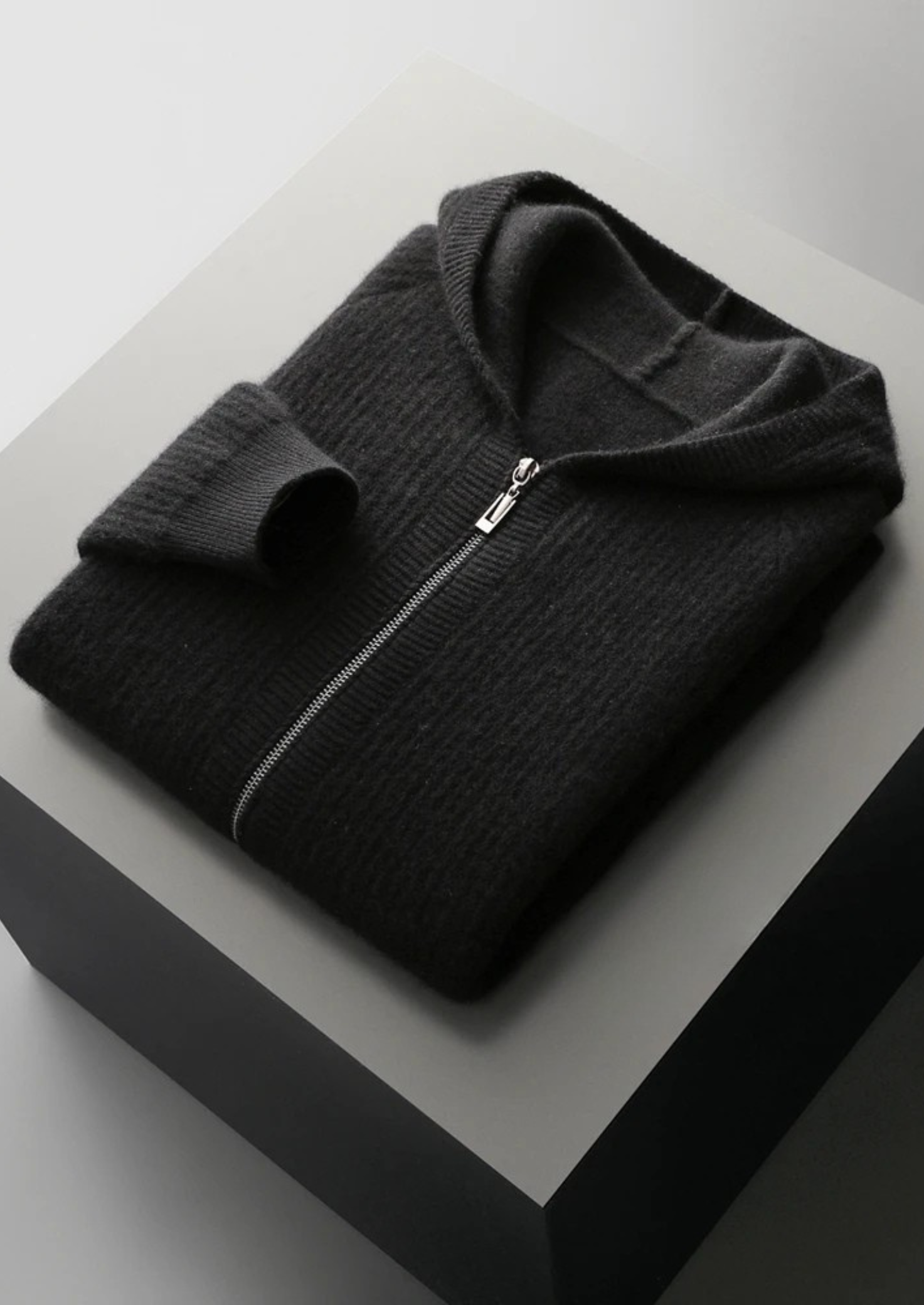 PURE EXTRA-FINE MERINO WOOL RIBBED ZIPPER HOODIE