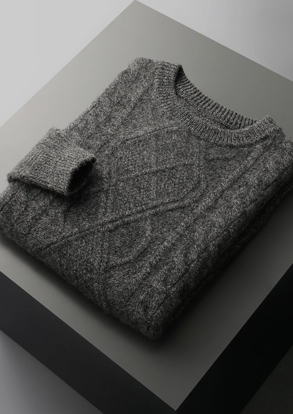 PURE EXTRA-FINE MERINO WOOL WINTERTIME CREWNECK